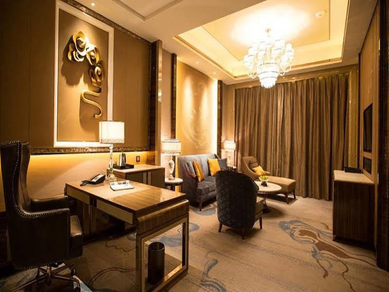 ว่านต้า วิสต้า หลานโจว Hotel ภายนอก รูปภาพ